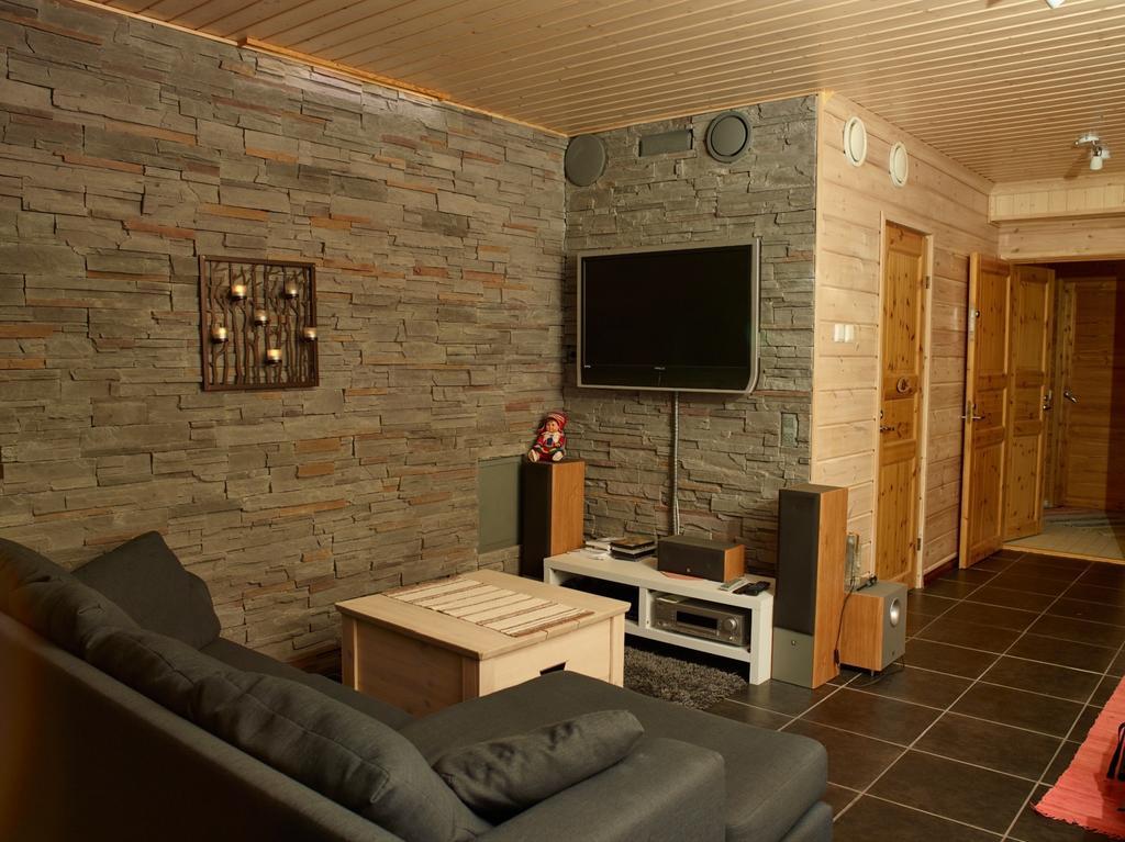 Miekojaervi Resort Pello Værelse billede